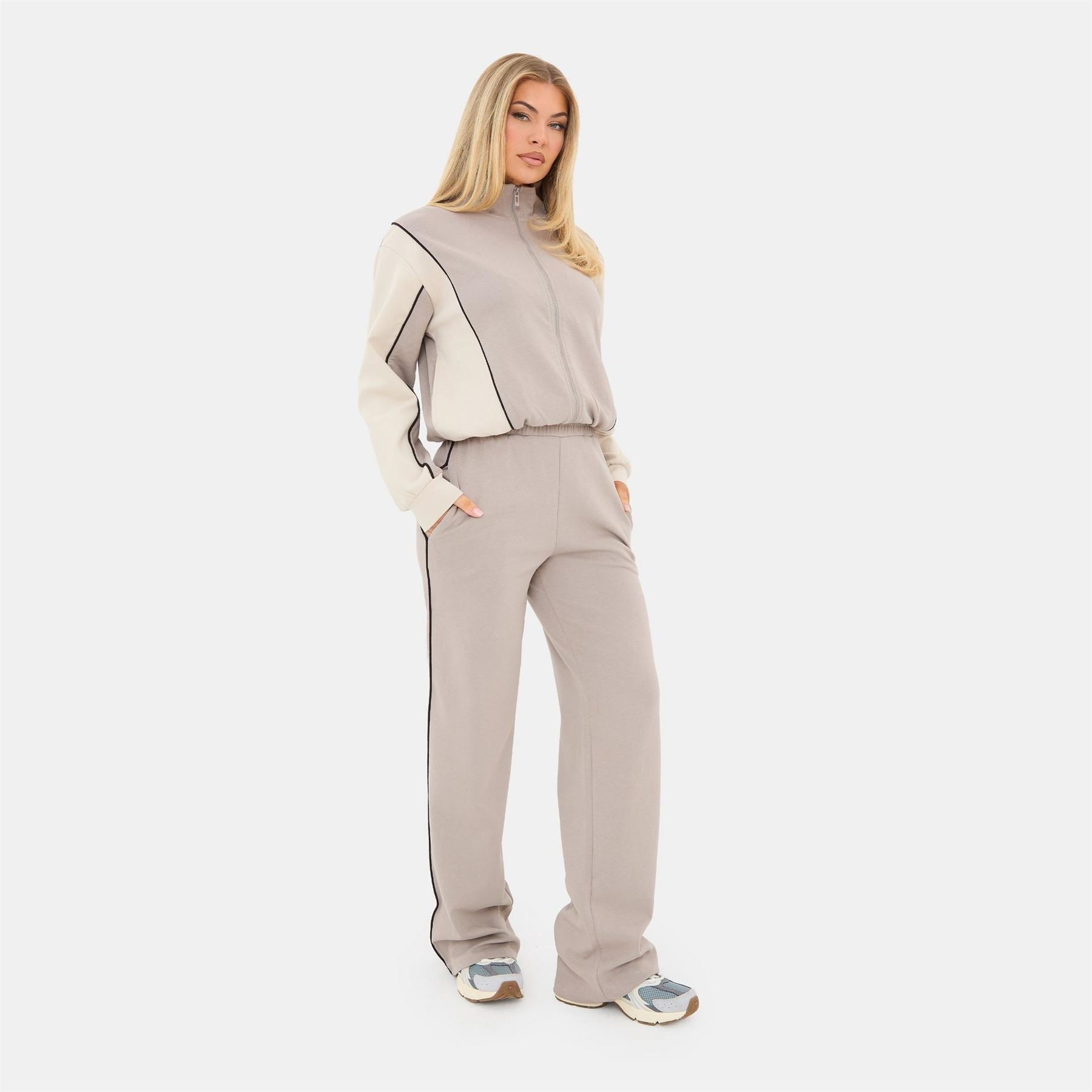I Saw It First Panel Jogger