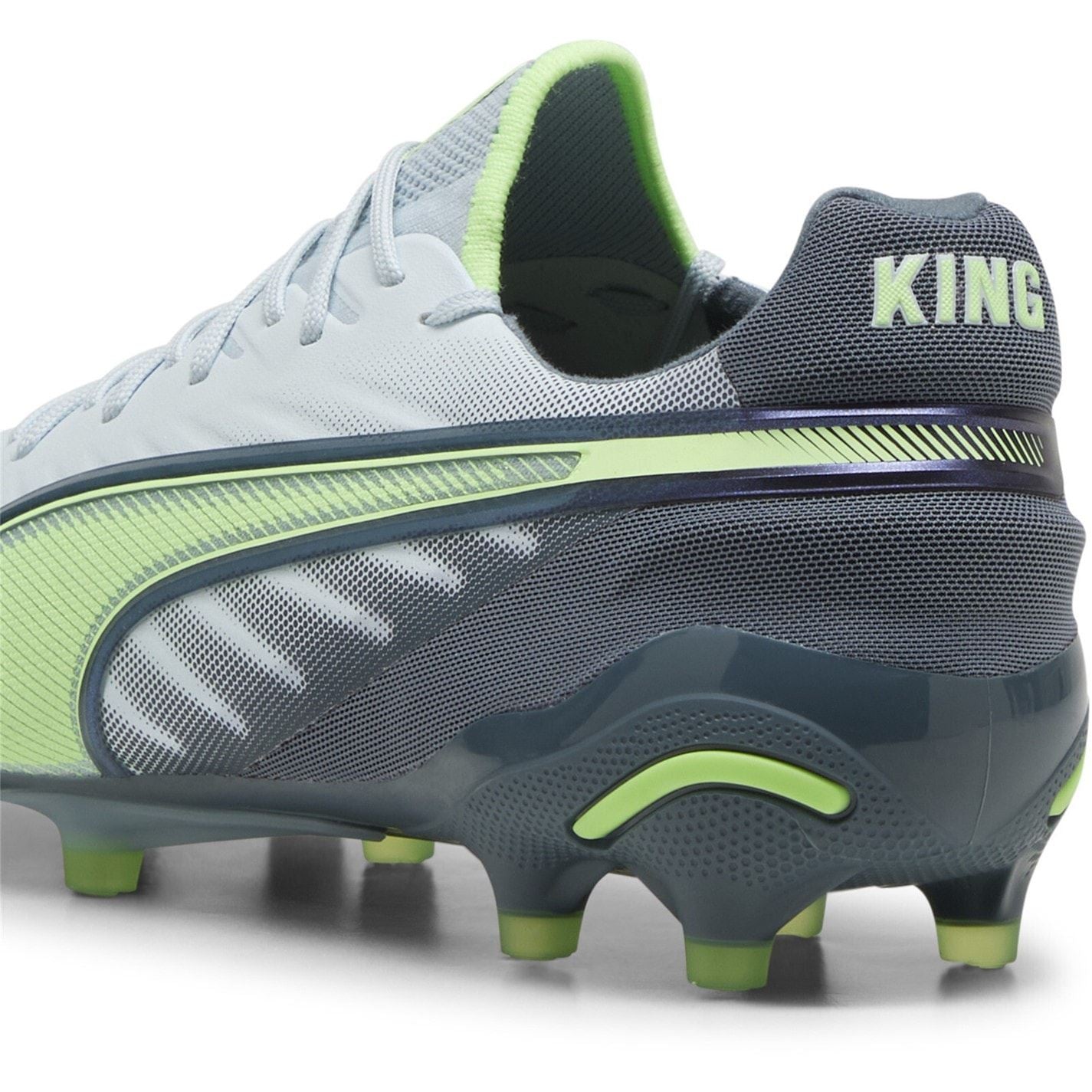 Puma King Ultimate Firm Ground Football Boots
