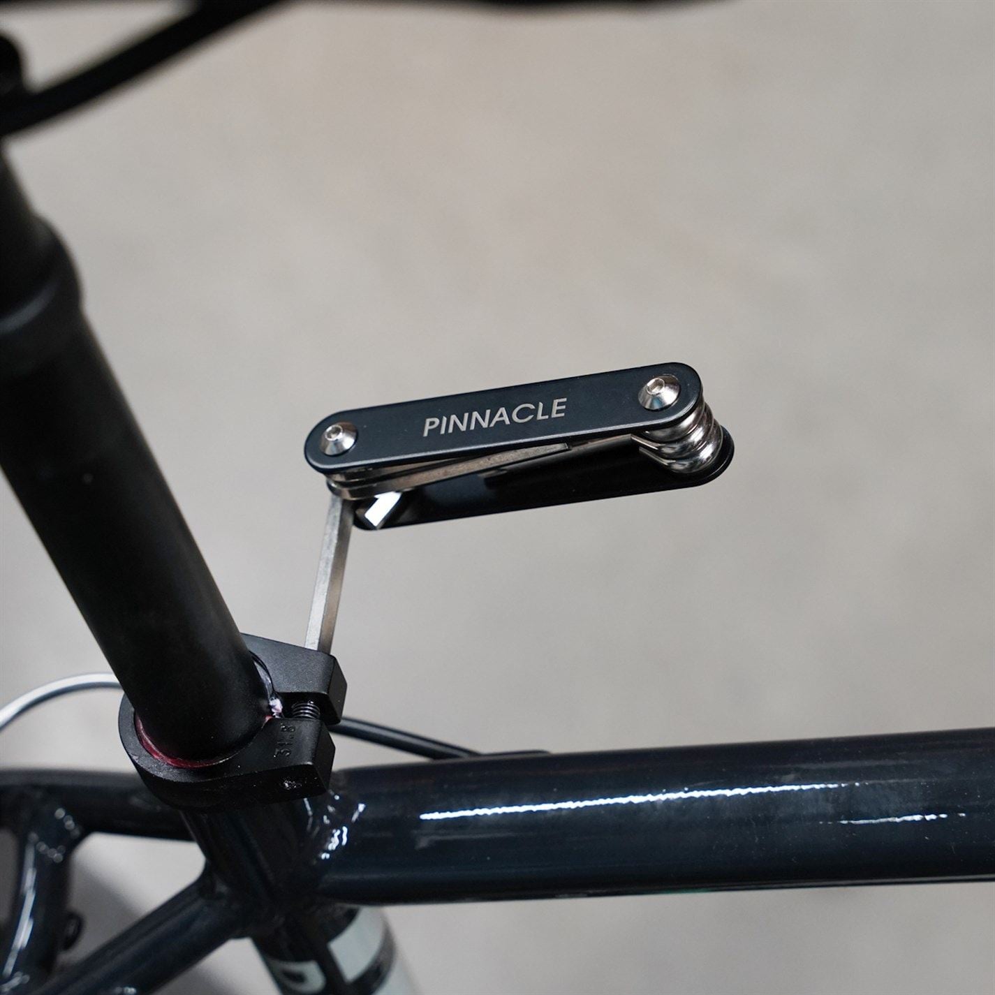 Pinnacle 6 In 1 Multi Tool