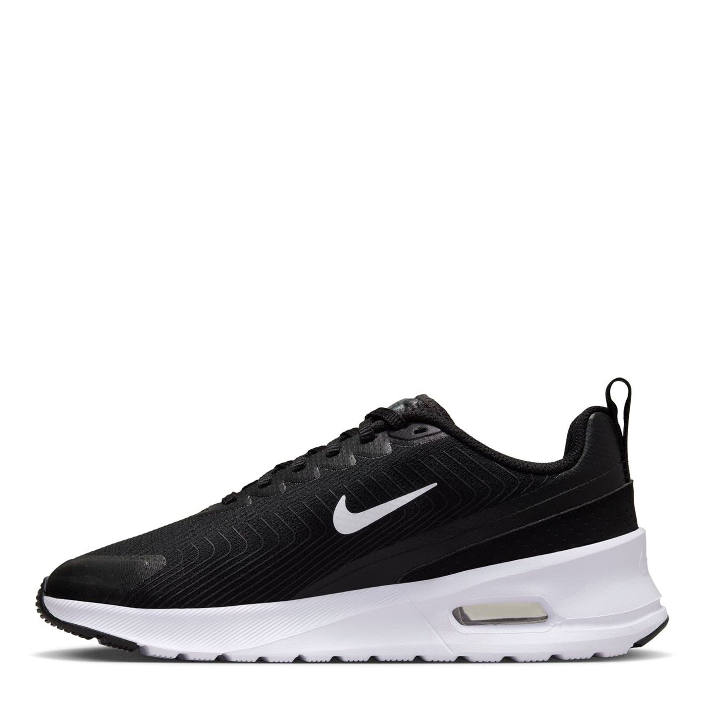 Nike Air Max Nuaxi Low Top Sneakers