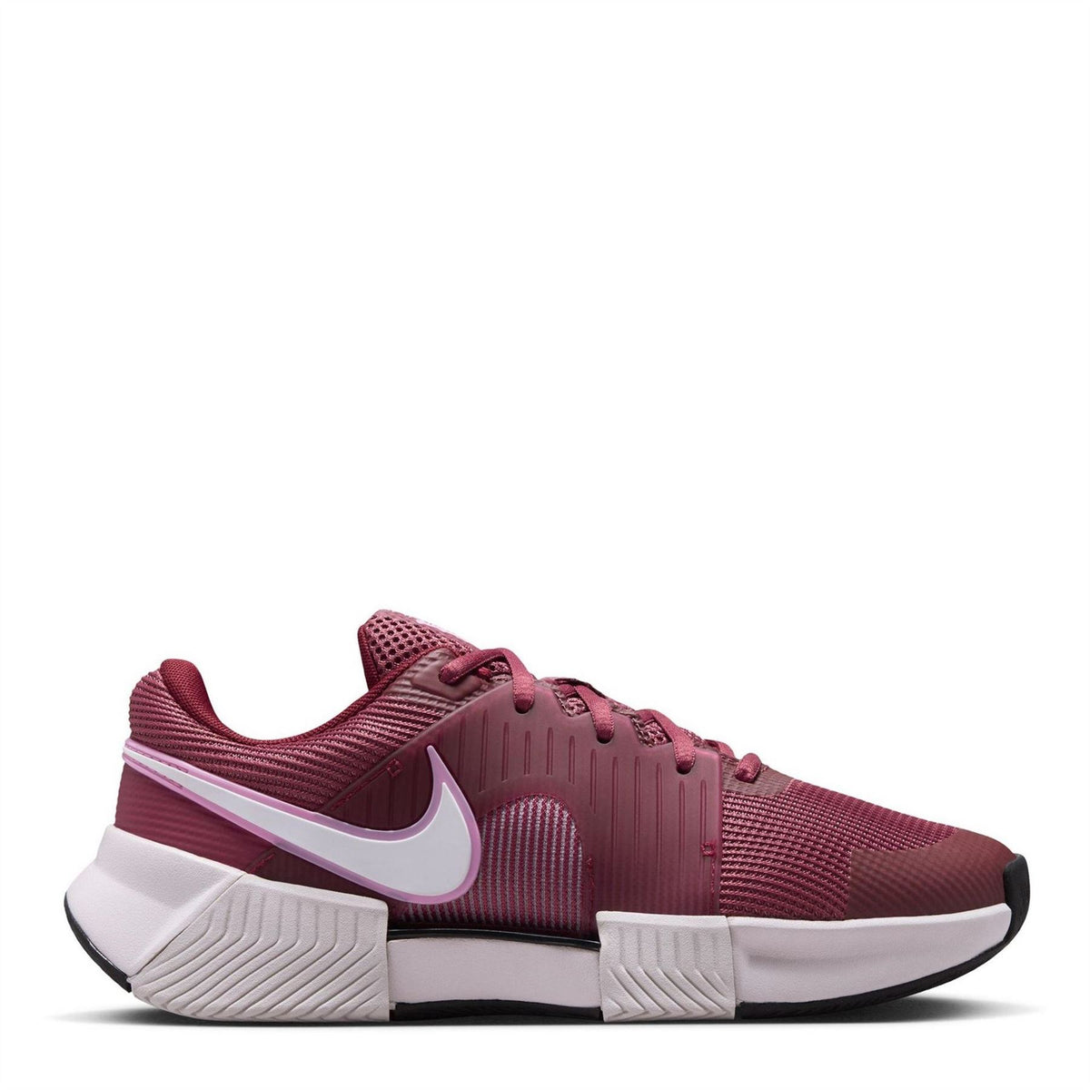 Nike Challenge Low Top Round Toe Flat Sneakers