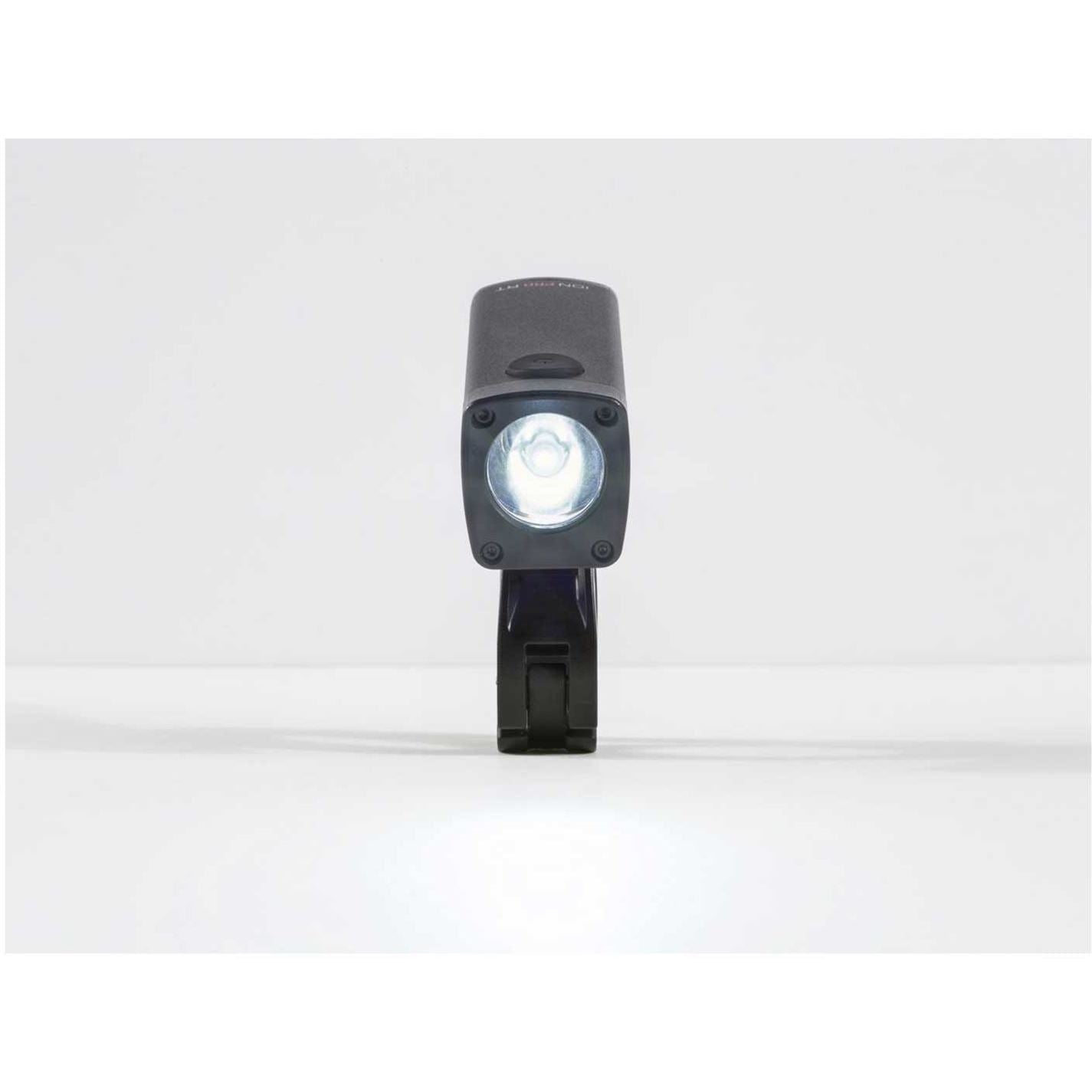 Trek Ion Pro Rt Front Light   1300 Lumen