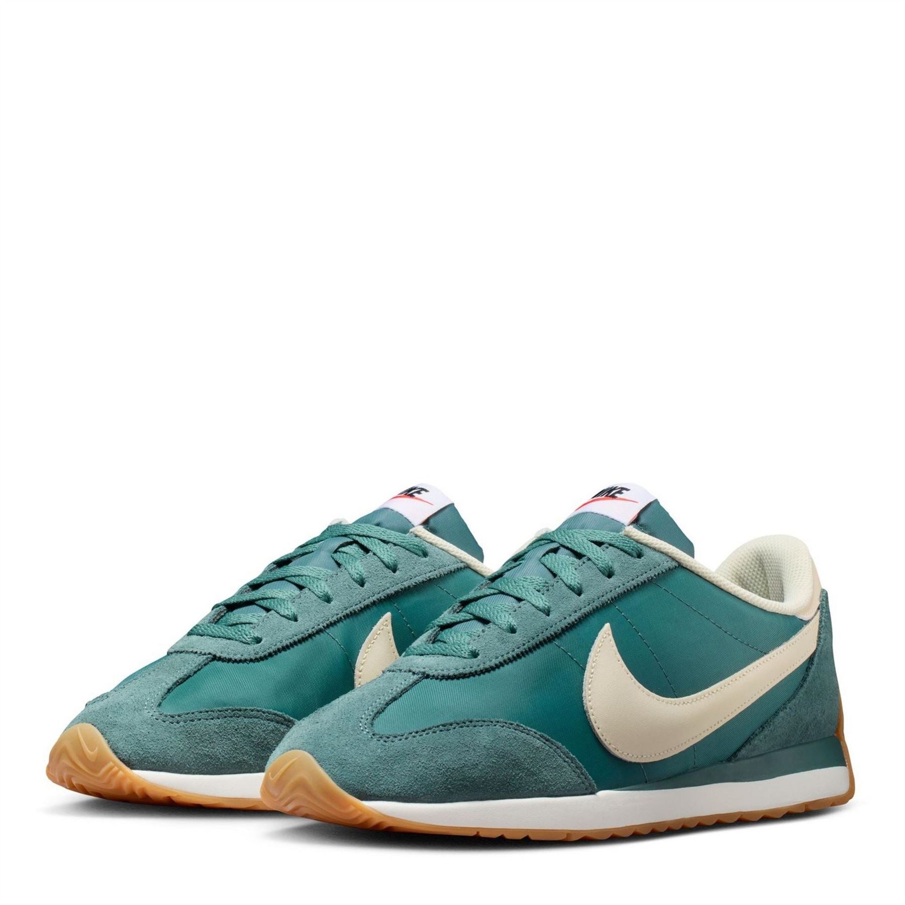 Nike Low Heel Round Toe Low Top Sneakers