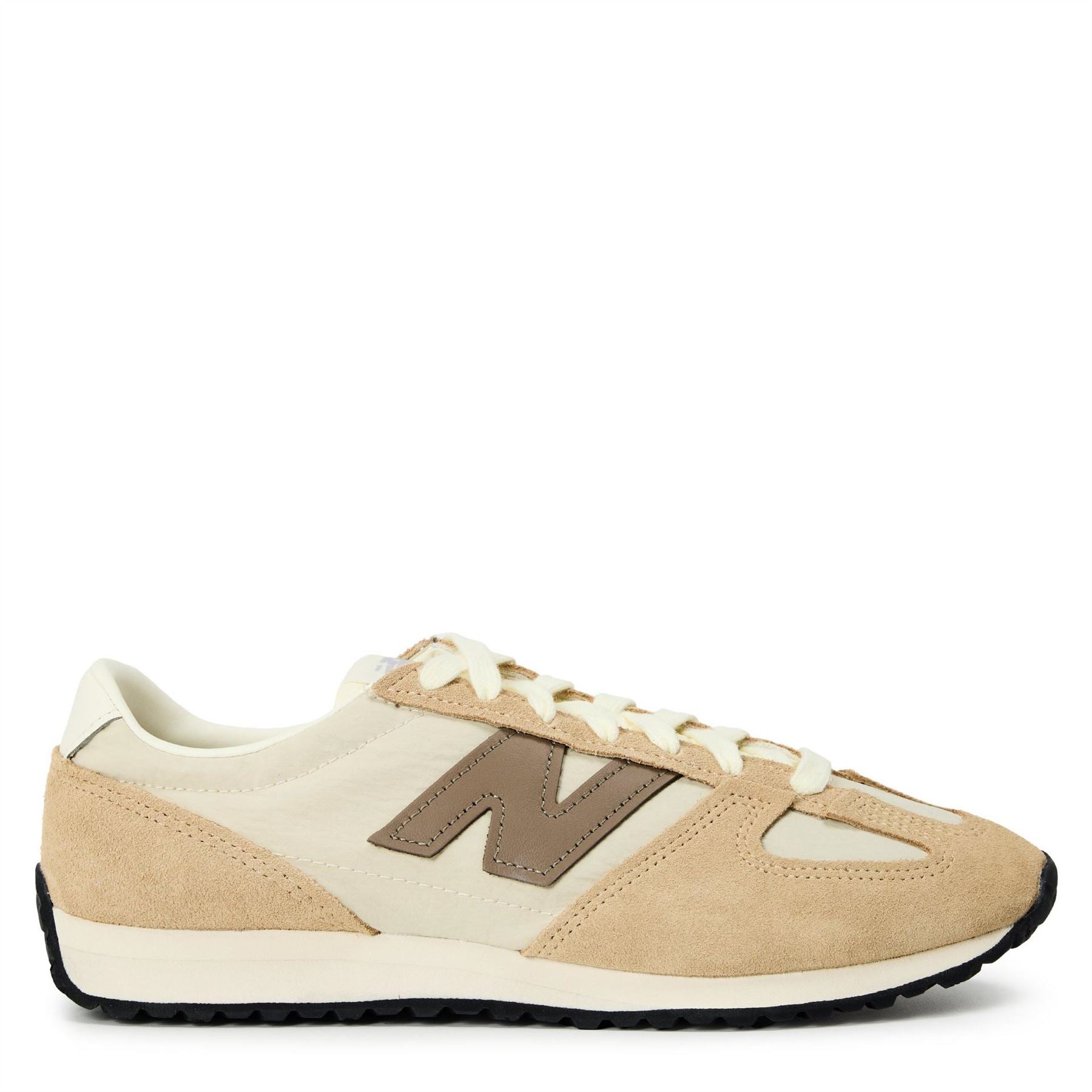 New Balance Lace-Up Low Top Sneakers