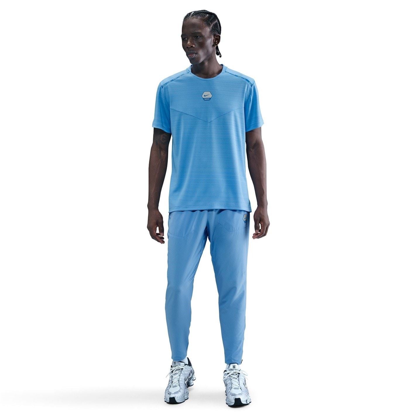 Nike Run Regular Fit Short Sleeve Crew Neck Athletic Top