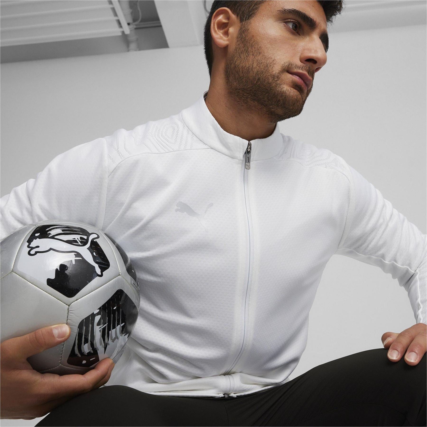 Puma  Performance Moisture Wicking Training Jacket