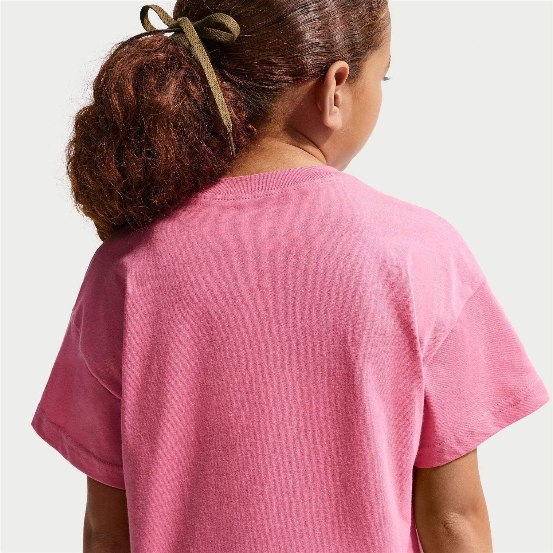 Nike Sportswear Big Kids (girls) T-Shirt