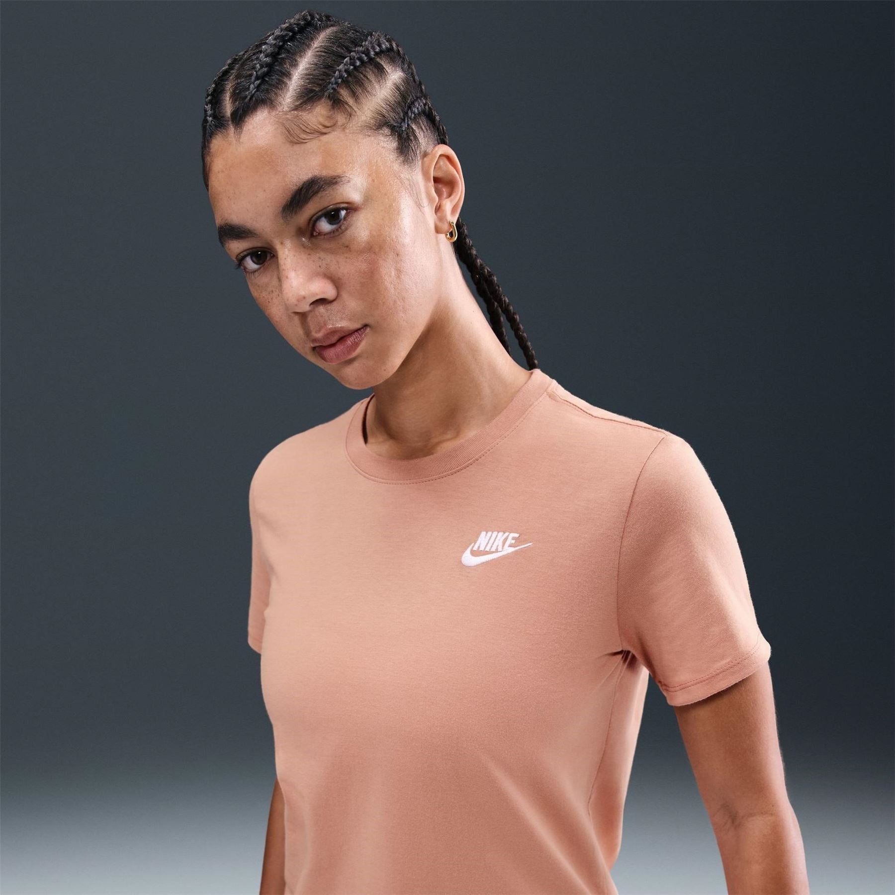 Nike Womens Sportswear Club T-Shirt