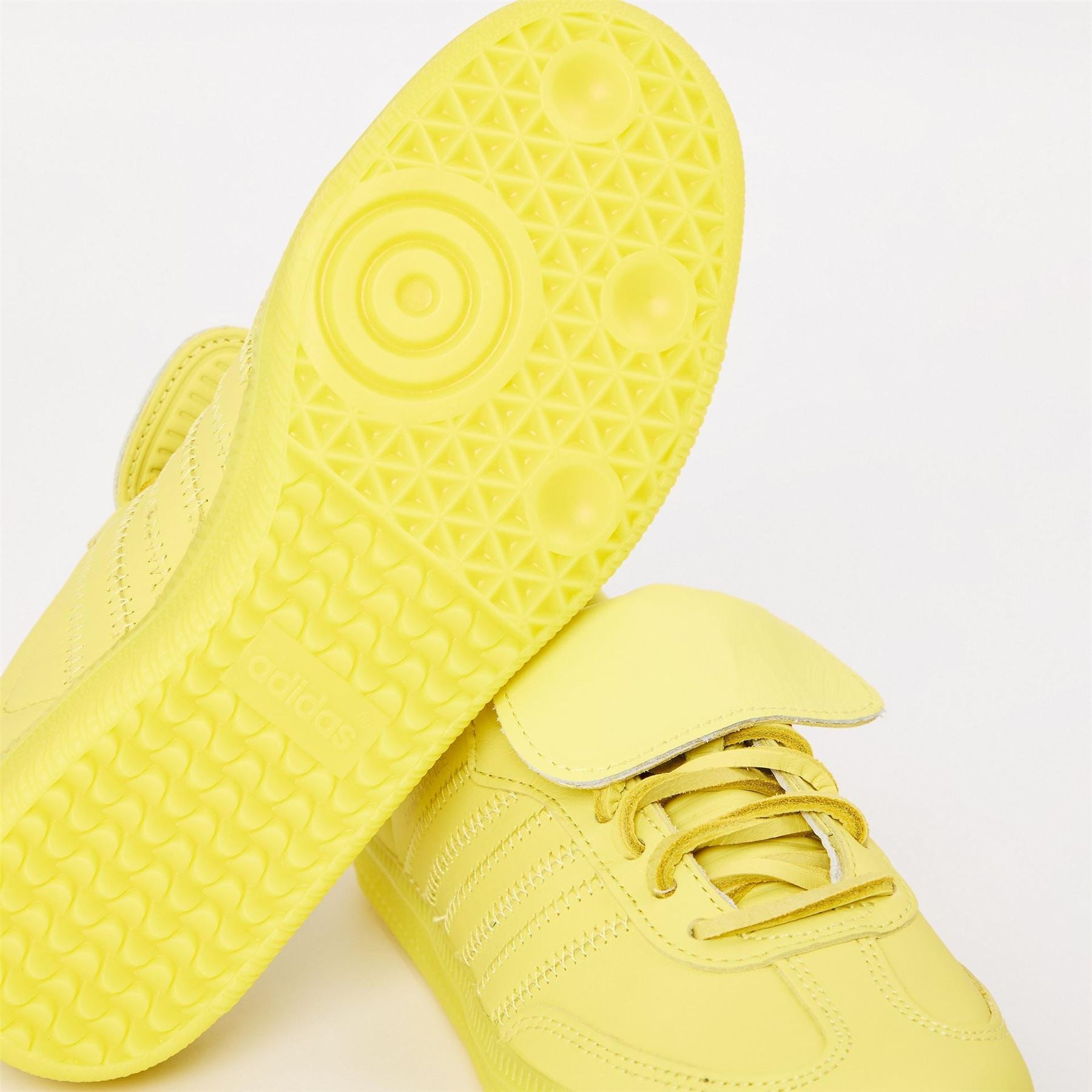 adidas Originals Samba Low Top Lace-Up Sneakers