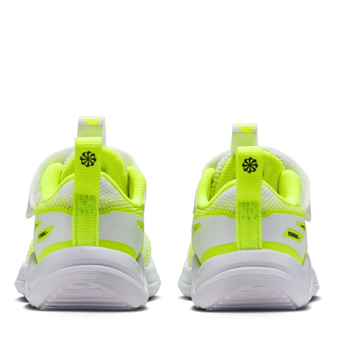 Nike Cosmic Runner Low Top Sneakers with Adjustable Drawstring