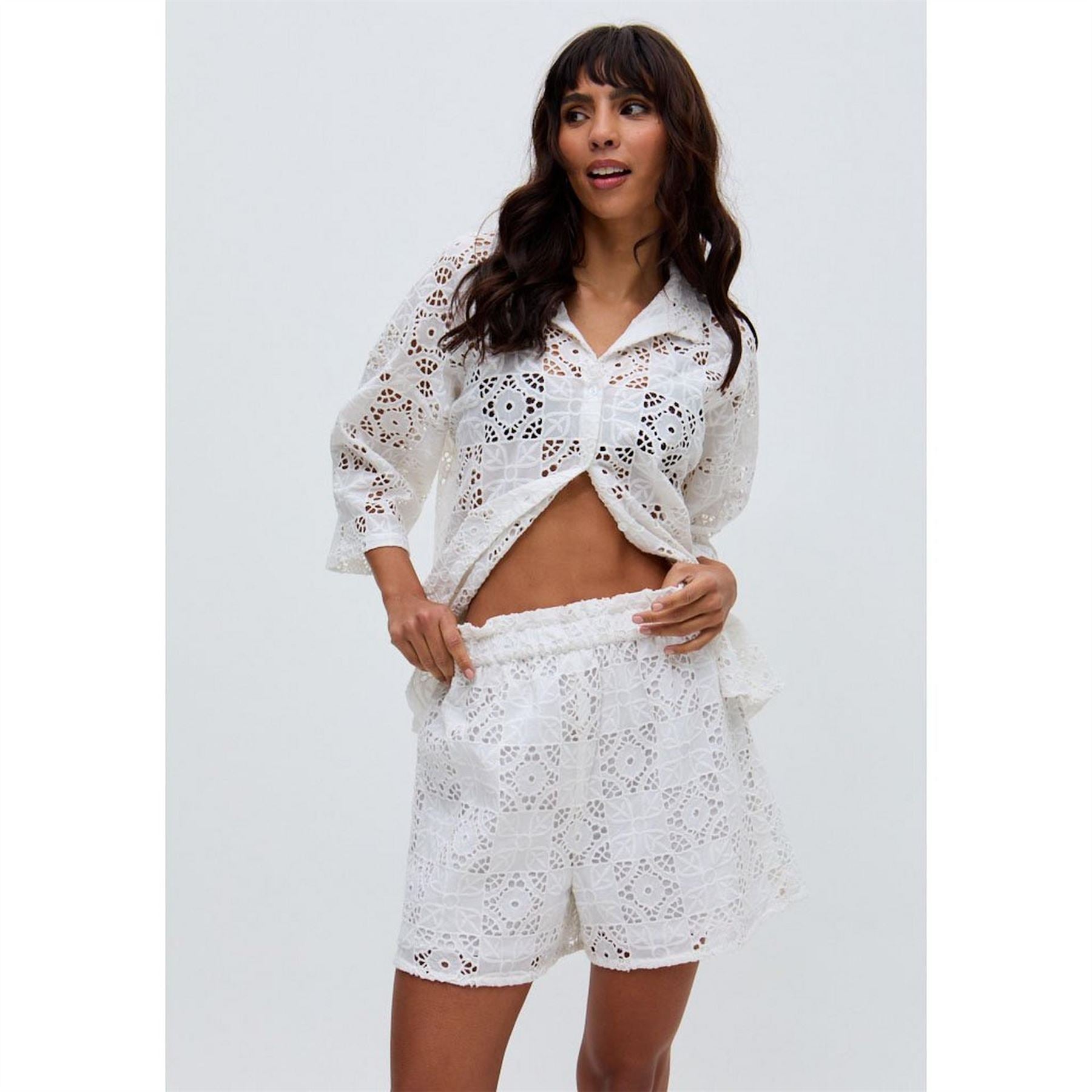 Raffya All Over Broderie Short In White
