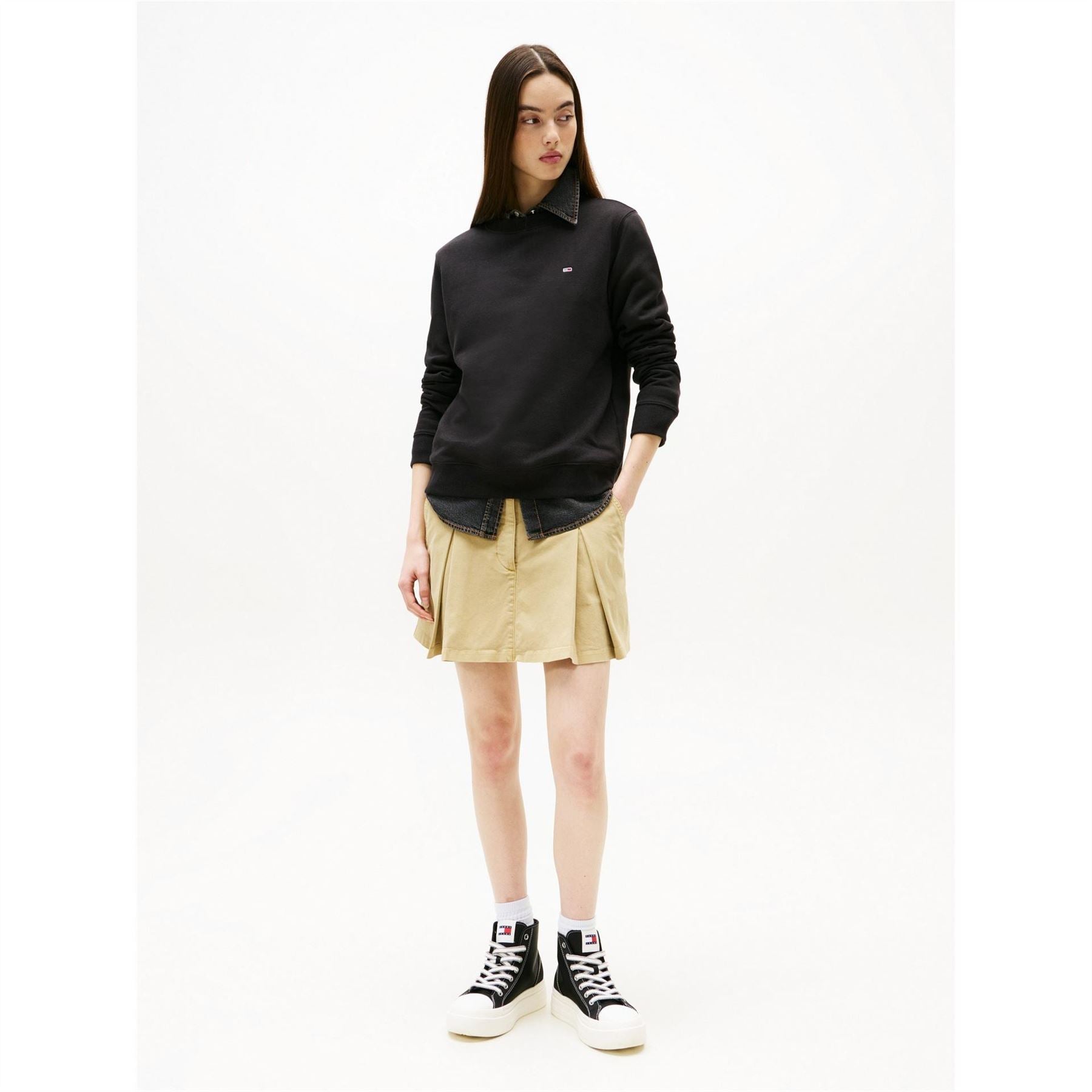 Tommy Jeans Crew Neck Ribbed Collar Long Sleeve Sweatshirt