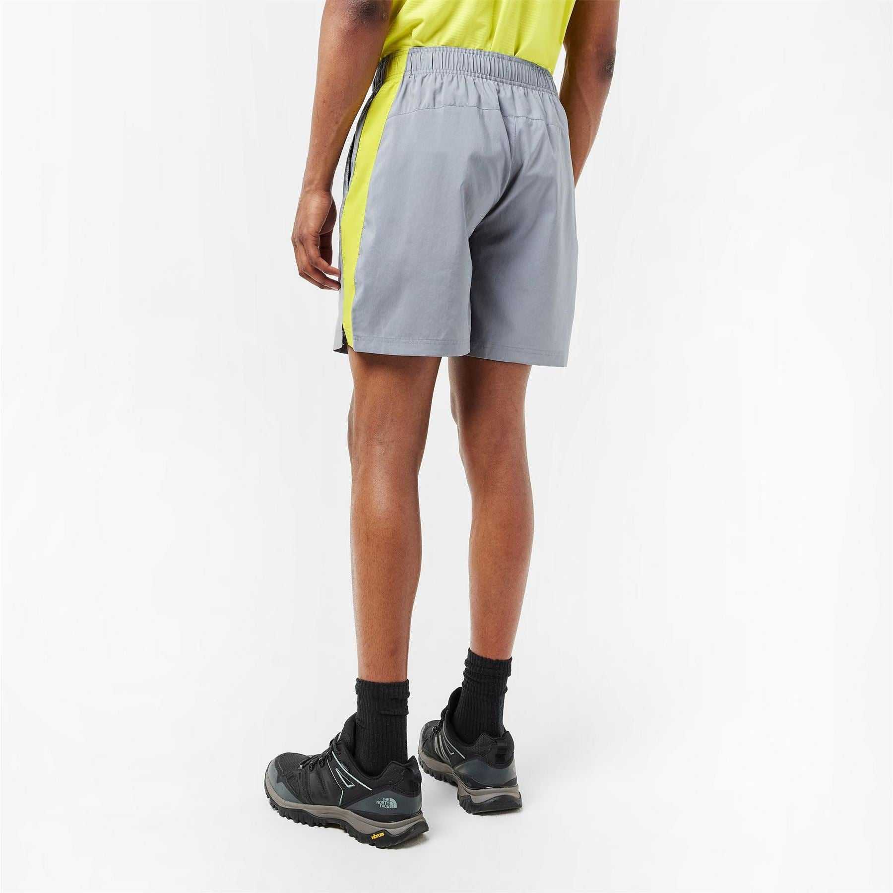 The North Face Mens North Face M 24 7 Embossed Shorts Pearl Mist S Tracksuit Shorts