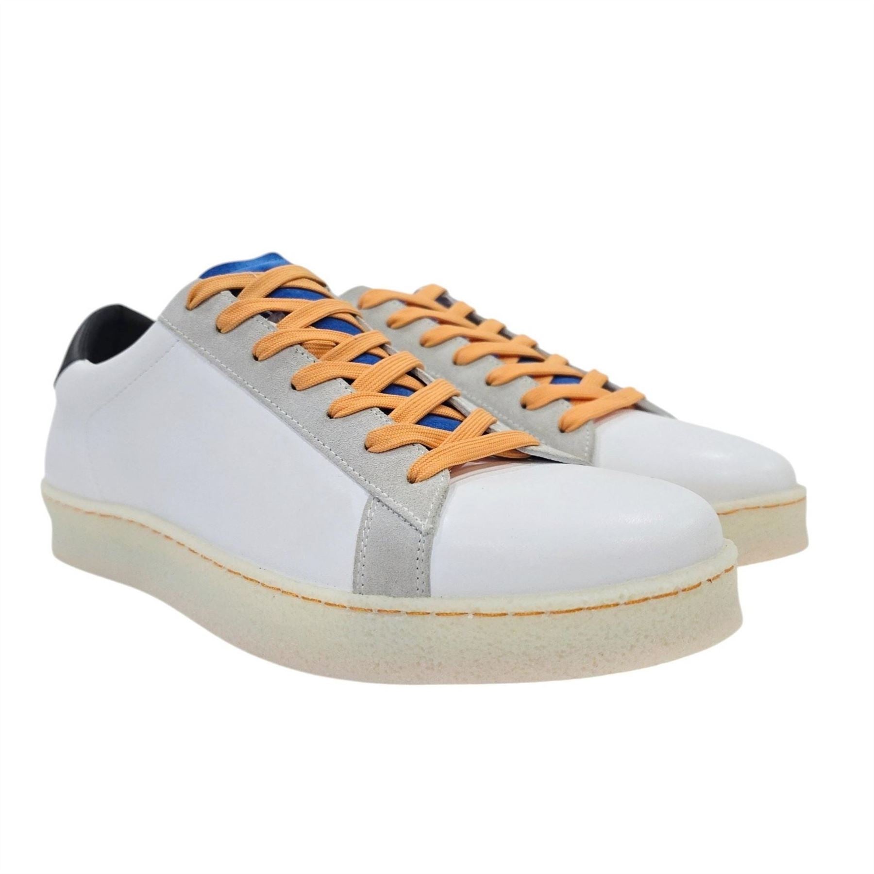 Loyalti Castro Low Top Trainers