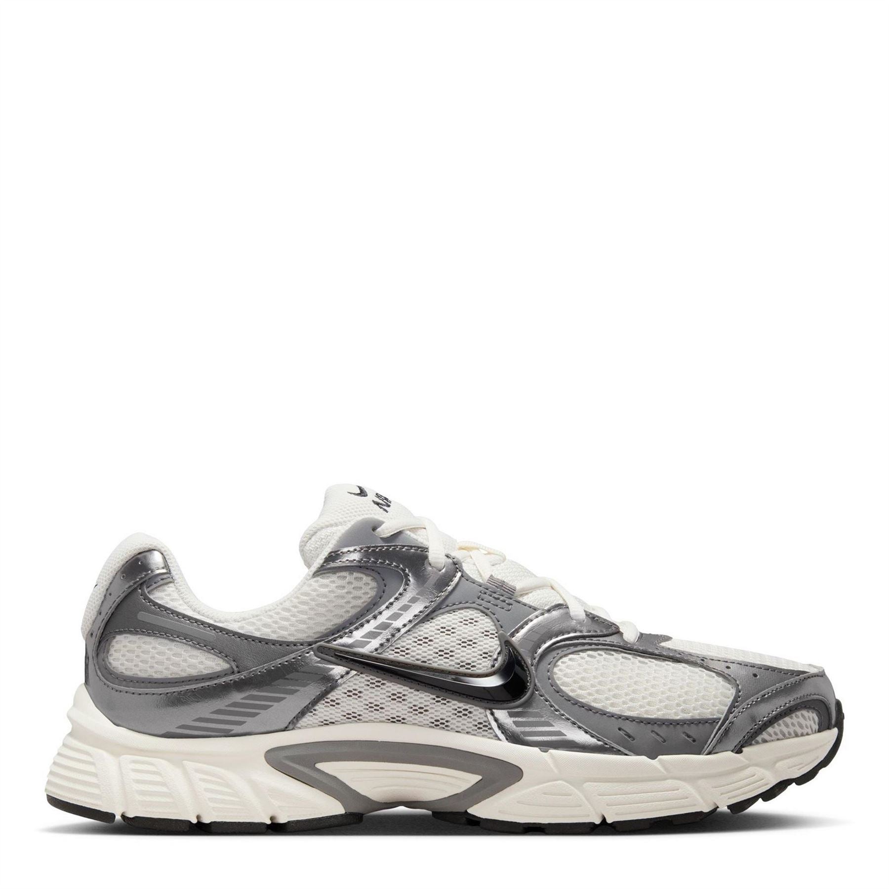 Nike Vomero 5 Running Flat Heel Trainers