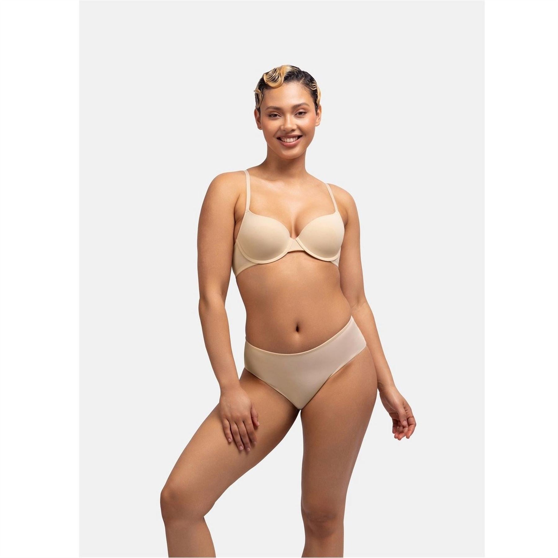 Dorina Bra