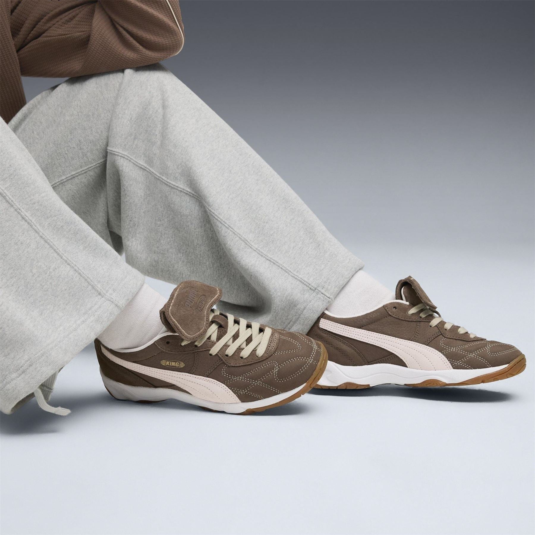 Puma King Indoor Wine Club Low Top Trainers