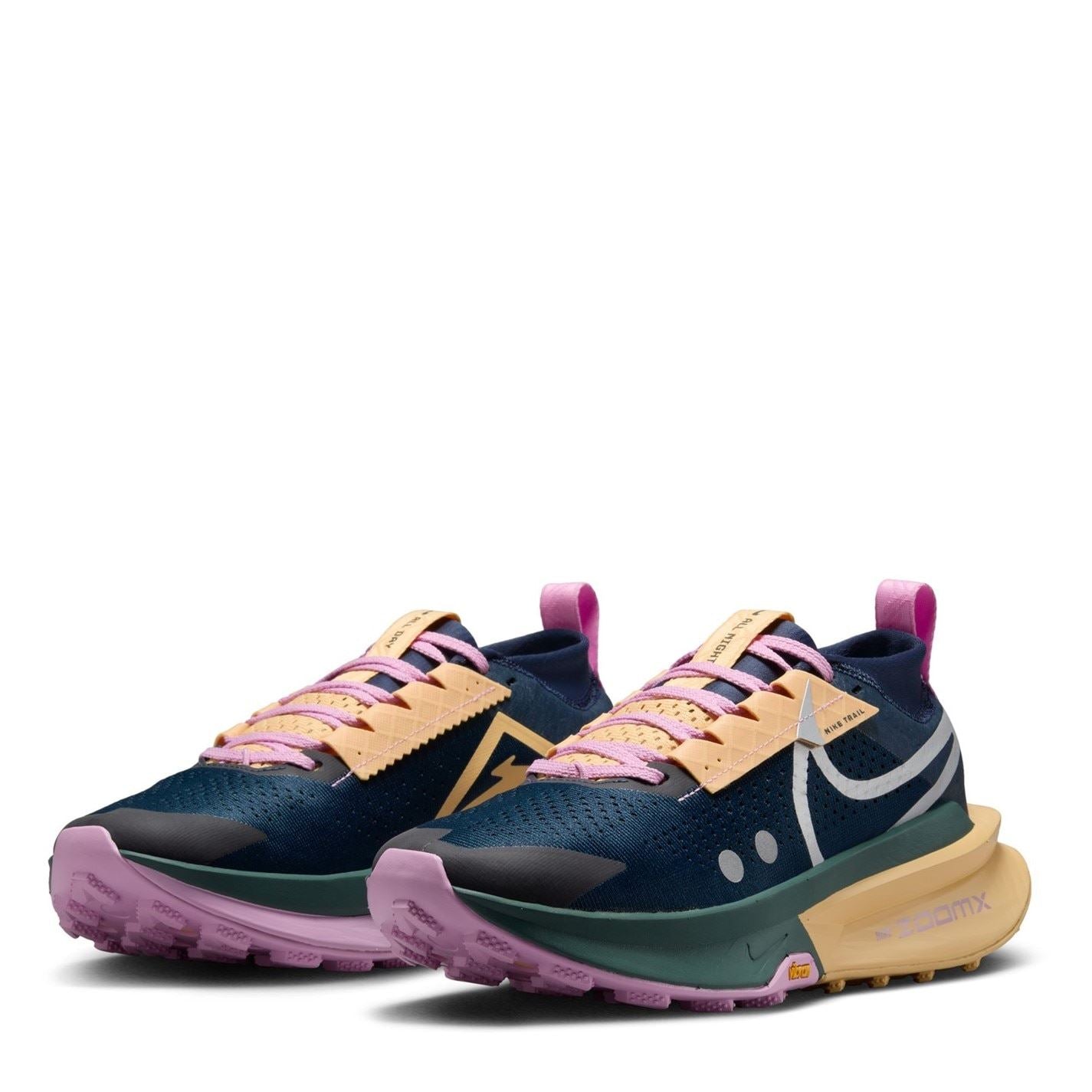 Nike Womens Zegama Trail 2 Trail Running Shoes
