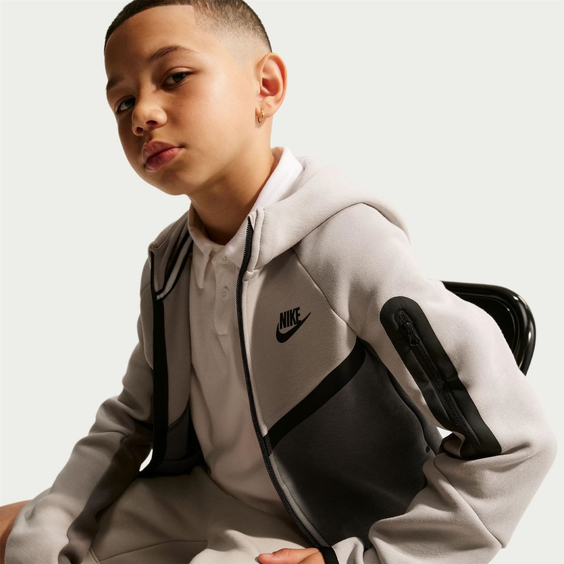 Nike Tech Fleece Regular Fit Hooded Sweatshirt Jacket