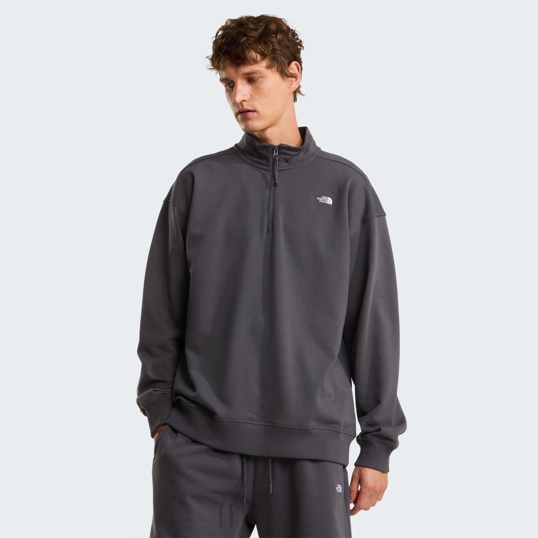 The North Face Mens Ess Quarter Zip