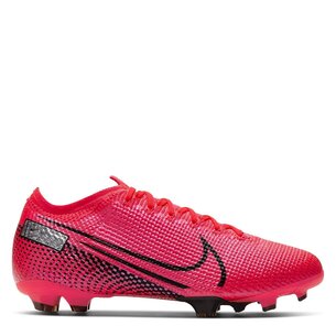 junior girls football boots