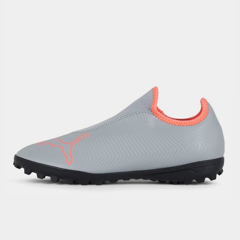 Puma Finesse Firm Ground Football Trainers