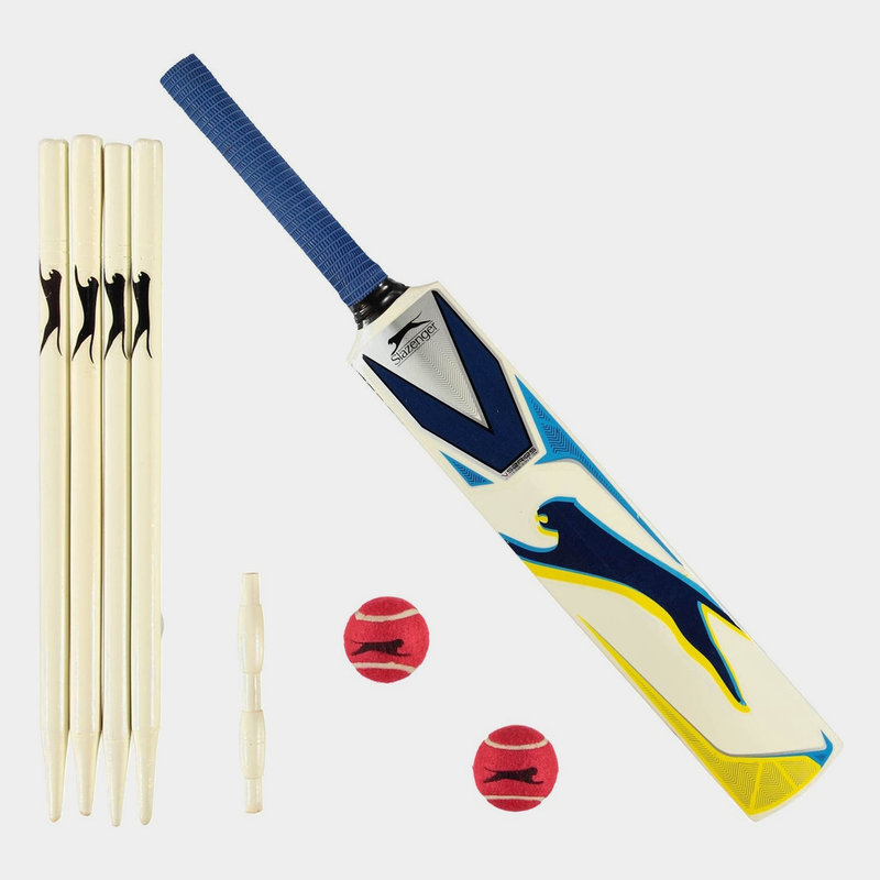 Slazenger V1000 Cricket Set