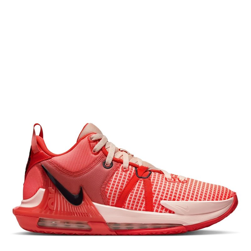 Nike Witness 7 Basketball Shoes