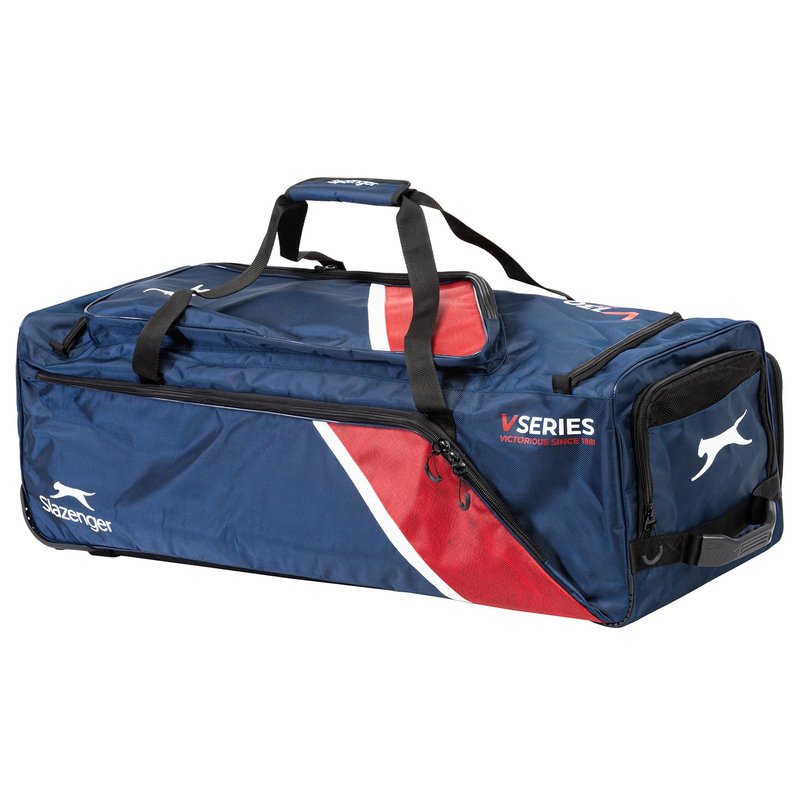 Slazenger V130 Cricket Wheelie Bag