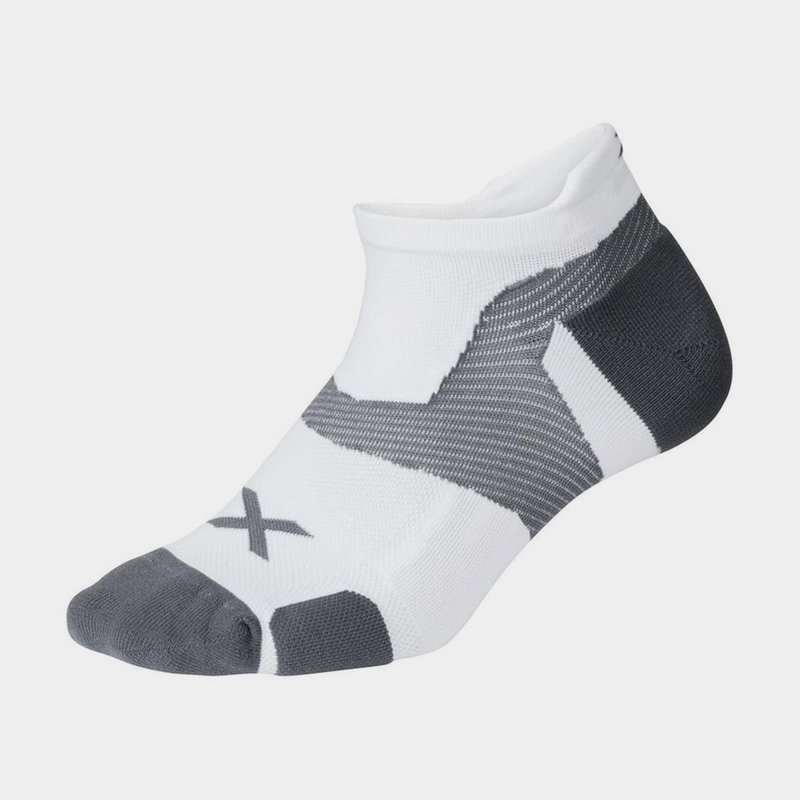 2XU VECTR LIGHT CUSHION NO SHOW SOCKS