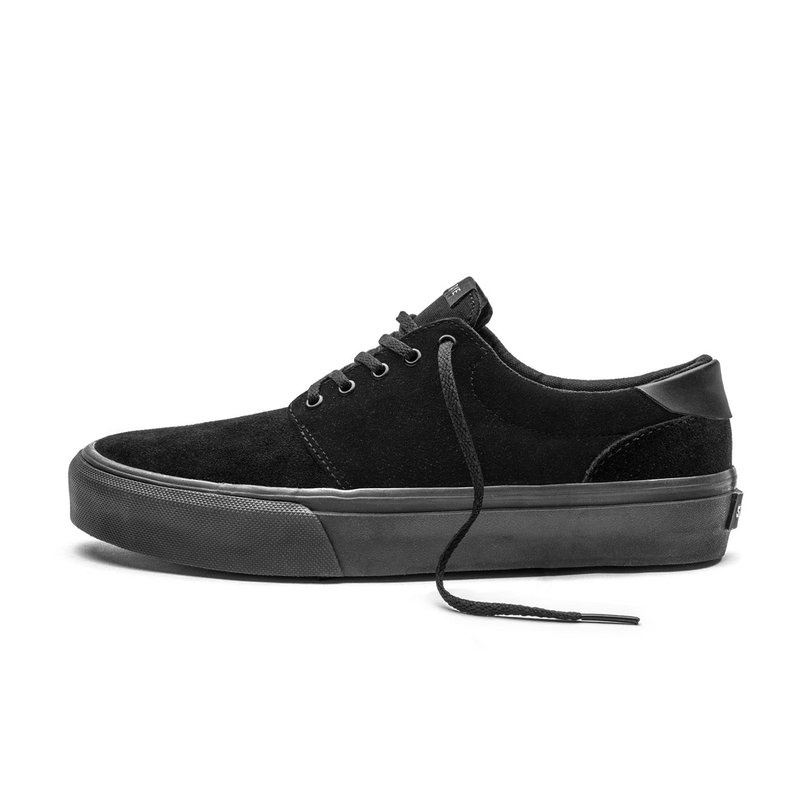 Straye Canvas Skate Shoes