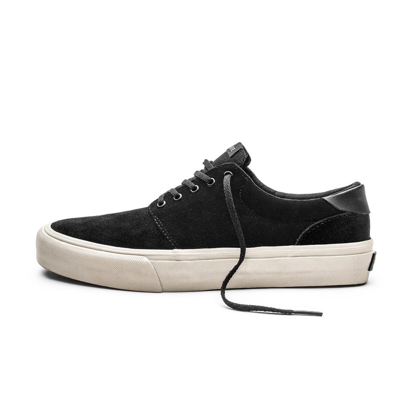 Straye Canvas Skate Shoes