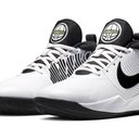 Team Hustle D 9 Big Kids Basketball Shoe