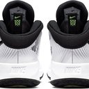 Team Hustle D 9 Big Kids Basketball Shoe