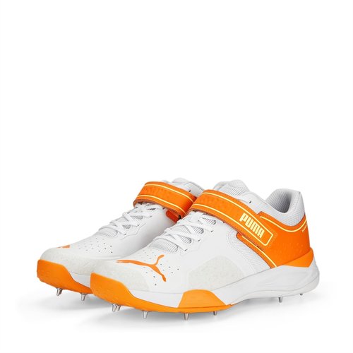 Bowling 22.1 Cricket Shoes